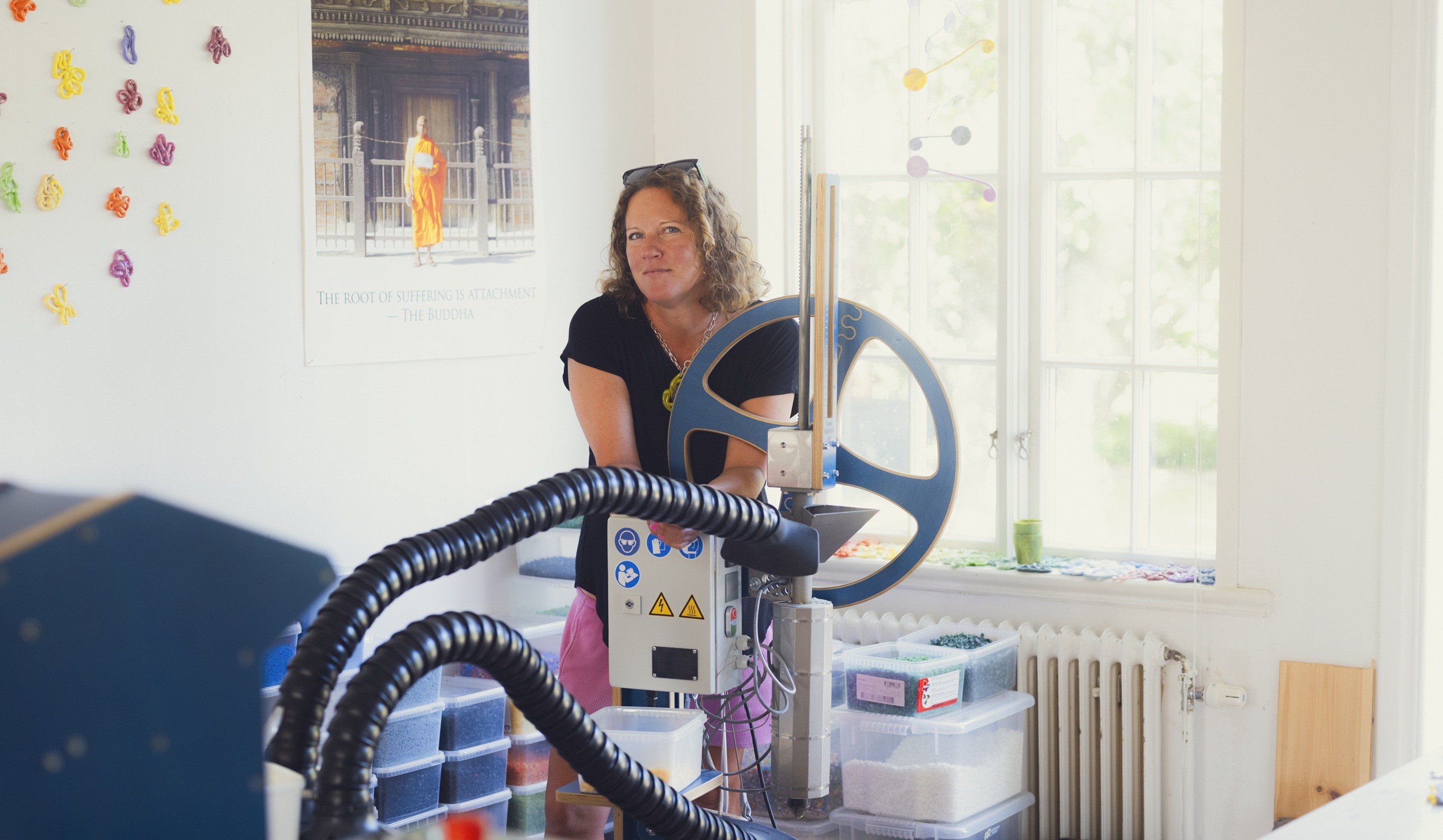 Gotland Garbage Glows: Turning Plastic Waste into Jewellery