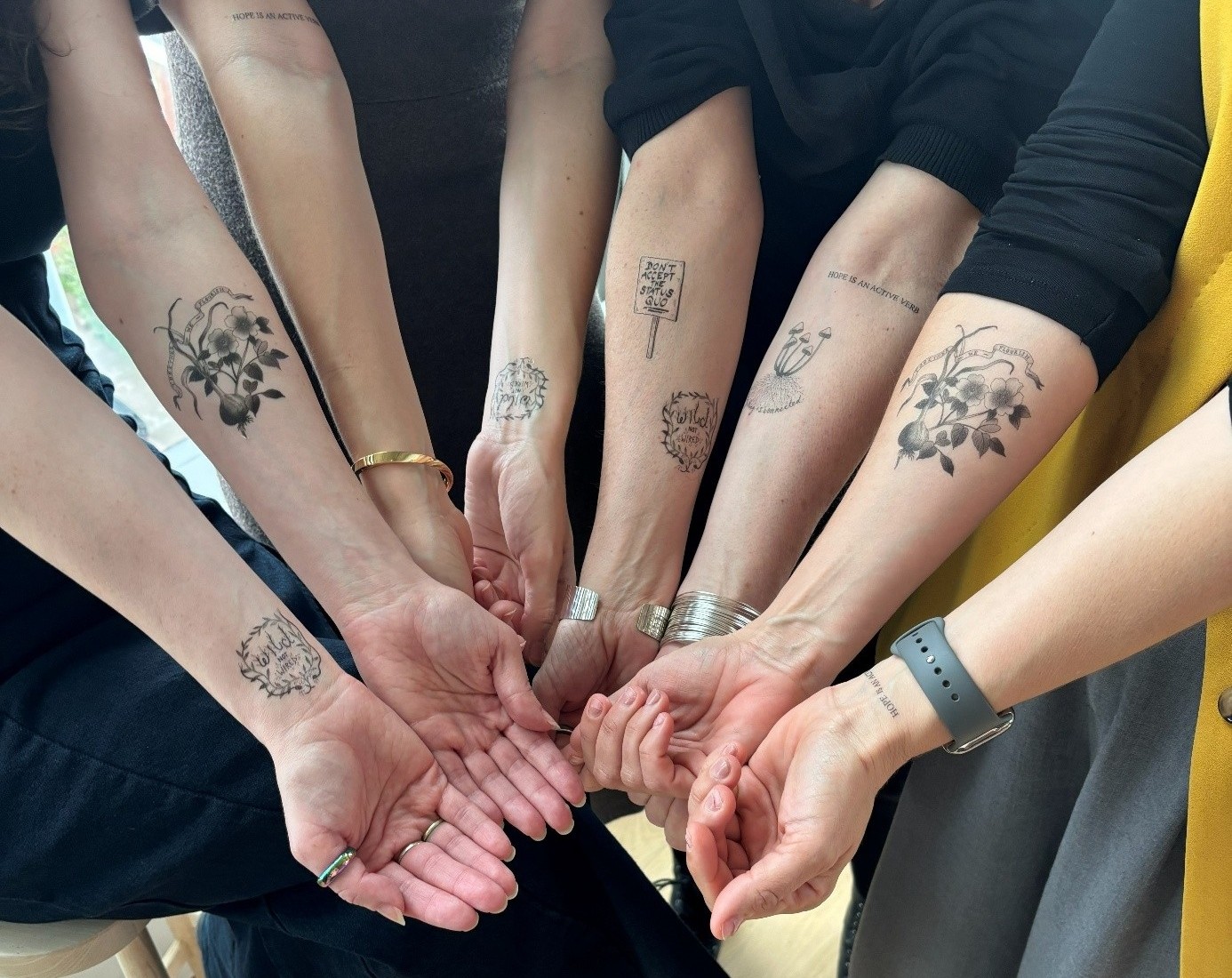 Interaction schemes for artists and local communities
